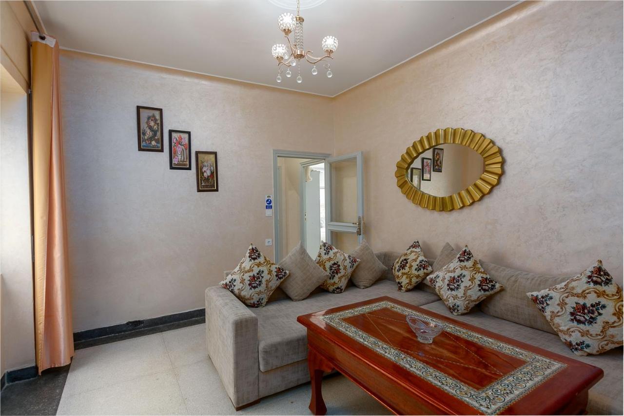 Velasquez Appartements Fast Wifi And Ocean View แทนเจียร์ ภายนอก รูปภาพ
