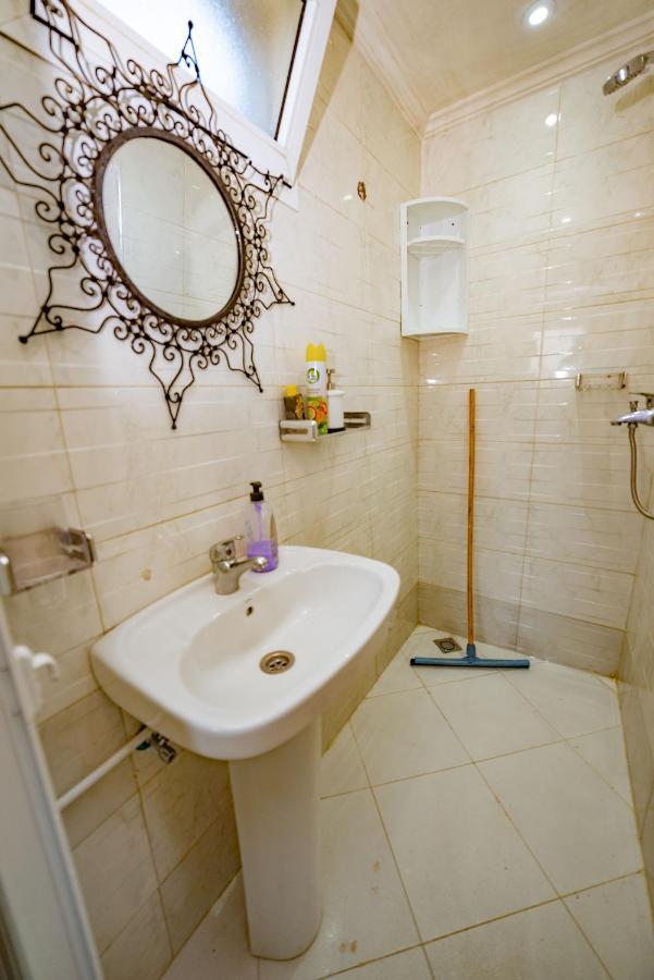 Velasquez Appartements Fast Wifi And Ocean View แทนเจียร์ ภายนอก รูปภาพ